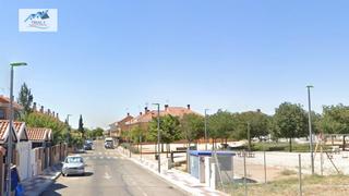 Casa adossada  Calle luis buñuel. Venta de chalet en illescas toledo