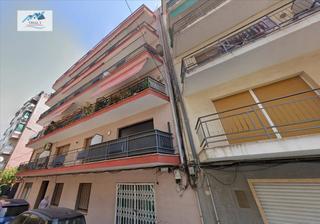 Piso  Calle tribala. Venta piso en pineda de mar barcelona