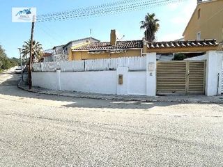 Casa  Calle segre. Venta casa en el vendrell tarragona