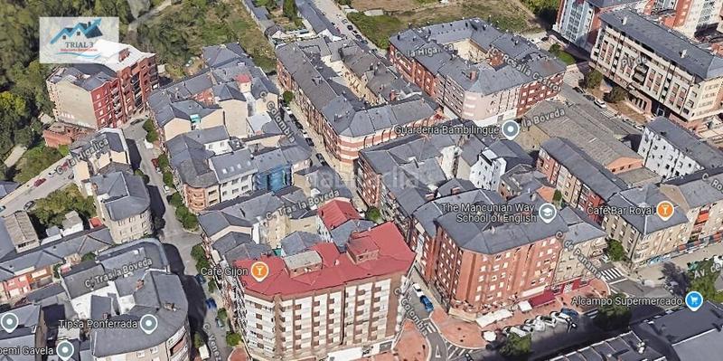 Foto f02e7dcc-9598-4f0a-80bf-bb7432f9ac00. Appartamento con parcheggio in Zona Alta Ponferrada