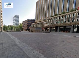 Locale commerciale in Avenida GENERAL PERON