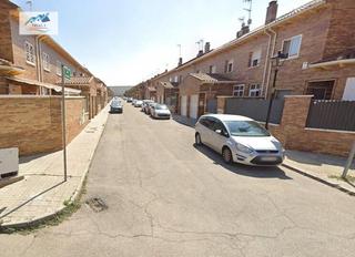 Casa adossada  Calle damaso alonso. Venta adosado en seseña toledo
