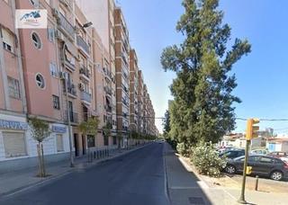 Appartement  Avenida cristobal colon. Venta piso en huelva