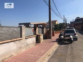 Casa  Calle garbi (vallserrat). Venta casa en sant esteve sesrovires barcelona