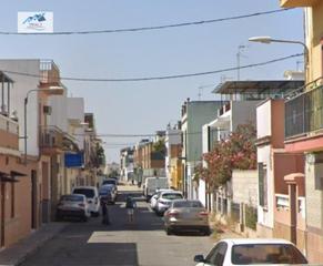 Casa  Calle almanzor. Venta casa en sevilla