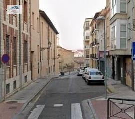 Appartement  Calle emperador. Venta piso en burgos