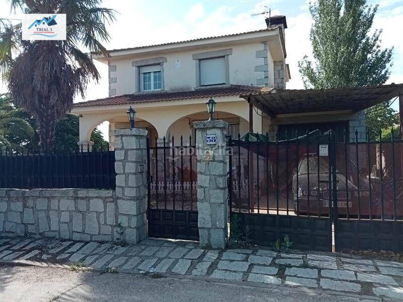 Foto 42bd1159-eb95-4cc7-ab1e-0948b00dbeaa. Casa amb aparcament a Camarena