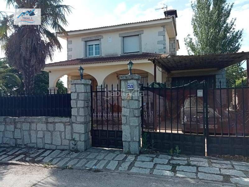 Foto d82a757b-6657-454a-8f3a-4a3c98f1aaad. Casa amb aparcament a Camarena