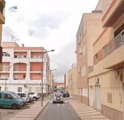 Appartement  Calle luis buñuel(r). Venta piso en almería