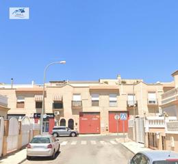 Casa adossada  Calle arquimedes. Venta casa adosada en huercal de almería almería