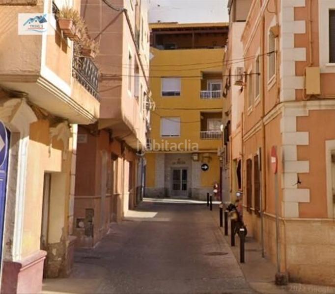 Foto ea265c6e-8c4c-47e5-83be-93b6684e3995. Piso venta piso en La Chanca - Pescadería Almería