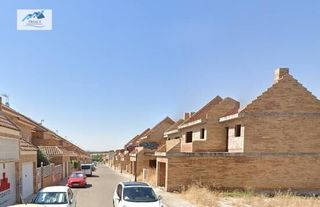 Casa  Calle ciudad real. Venta casa en yuncos toledo