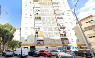 Piso  Deva. Venta de piso en  málagamálaga