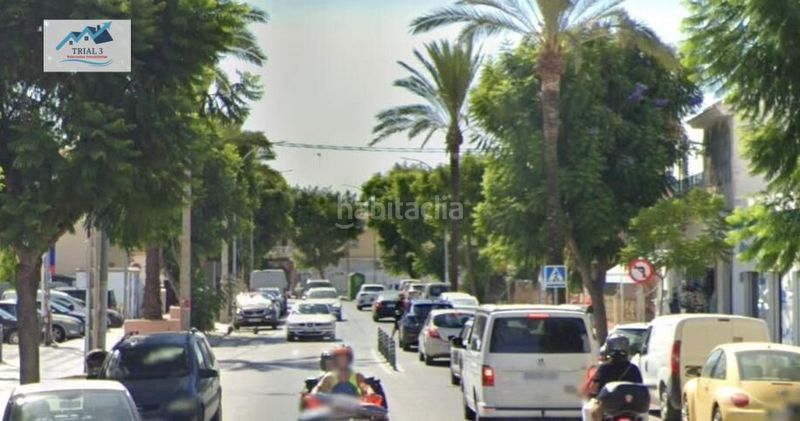Foto 51a4d847-476d-4272-97ec-b63104ef7928. Casa adossada a Avenida de Rota Chipiona