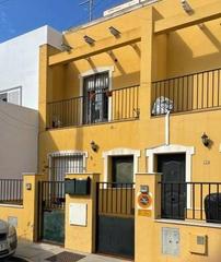 Casa adossada  Diego de almagro. Venta de adosado en chipionacádiz