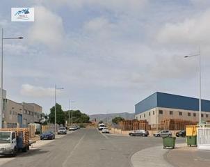 Bâtiment à usage industriel à Calle modelistas 12. Venta nave industrial en elda  alicante