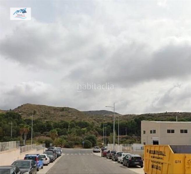 Foto d50c8381-2045-4441-8adc-32c1960a59df. Capannone industriale in calle modelistas 12 in Plaza Castelar - Mercado Central Elda