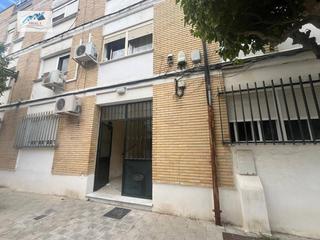Pis  Calle general riego. Venta piso en las cabezas de san juan sevilla