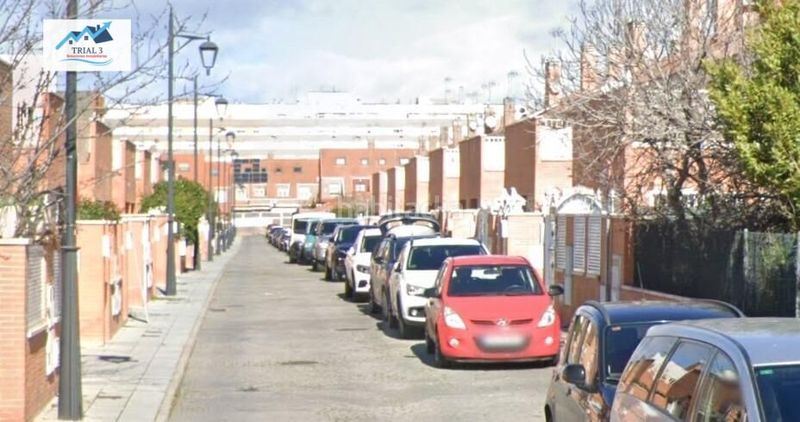 Foto 6be19a20-6e7b-453e-9305-a646fe6239b4. Casa adossada a Fuentebella-San Fermín-El Leguario Parla