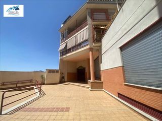 Pis  Calle paris. Venta piso en albolote granada