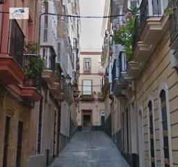 Pis  Calle fernandez shaw. Venta piso en cádiz