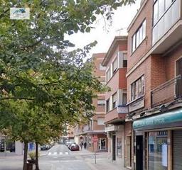 Appartement  Calle juan bravo. Venta piso  garaje en puertollano  cuidad real