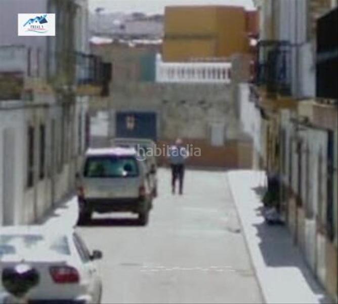 Foto 5cca65b8-1b51-4f7f-a15b-3d2f3390dbd1. Casa a Guillena pueblo Guillena