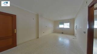 Pis  Calle batan. Venta piso en coria del rio  sevilla