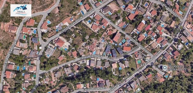 Foto f53dfcc8-65c8-466f-bac4-a8994786ba8d. Casa amb piscina a Vacarisses