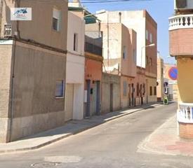 Pis  Calle viñicas. Venta piso en almería