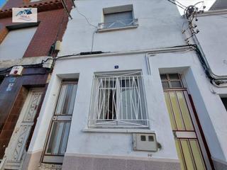 Casa  Calle princep de viana,del. Venta casa en terrassa  barcelona