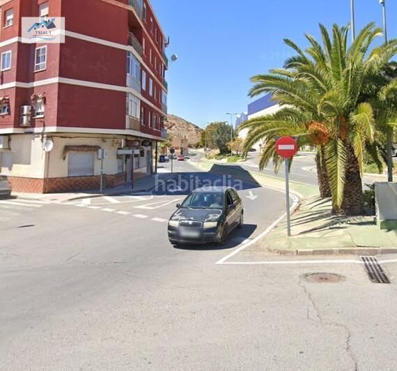 Foto 5bf59517-27cc-4495-956e-c165d23cb5f3. Local comercial a Petrer