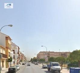 Pis  Avenida de la estacion. Venta piso en puente genil  córdoba