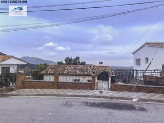 Casa a Calle lloret 138. Venta casa en pineda de mar  barcelona , calle lloret n 138