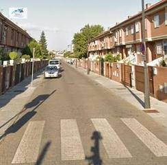 Haus  Calle lagunas de ruidera. Venta casa en parla  madrid