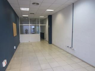 Affitto Locale commerciale in Carrer d'amílcar 158. Amilcar, 58 local 1