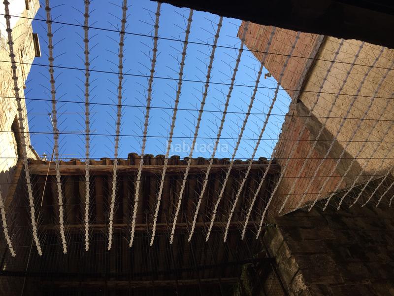 Foto 0df2e548-0b9c-458b-b51f-b2f0ccc1d9ff. Alquiler oficina local entresuelo en la calle castell ideal para oficina en Solsona