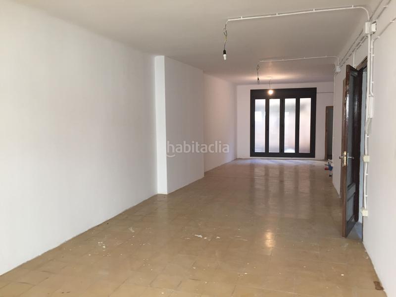 Foto 26db567b-1fe9-4232-8a07-d9ccc0fa69a4. Alquiler oficina local entresuelo en la calle castell ideal para oficina en Solsona