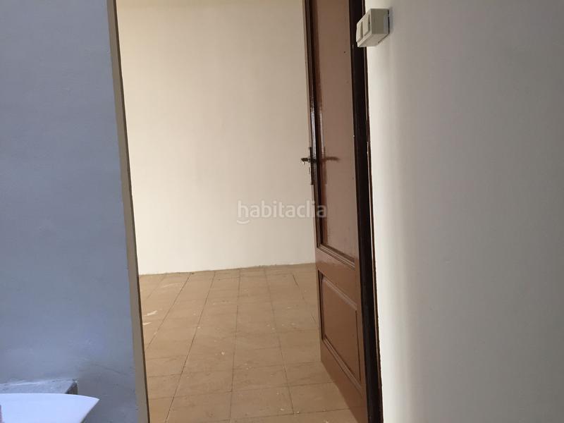 Foto 9580660b-1445-417e-8f7d-f46b088ca311. Lloguer oficina a Solsona