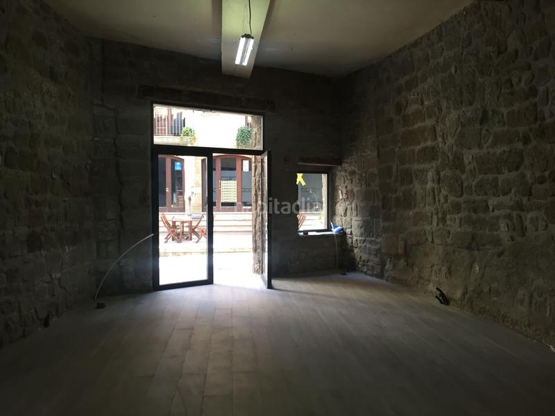 Foto 5cd21792-d782-42d5-8abb-43cfee1aa953. Affitto locale commerciale in Solsona