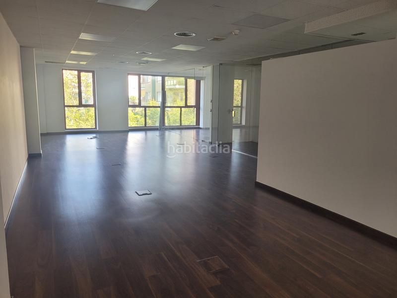 Foto e1f0cbd3-9342-4fbd-84b8-a9f10c939e9a. Miete büro in carrer del rosselló 34 in La Nova Esquerra de l´Eixample Barcelona