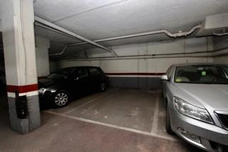 Location Parking voiture dans Carrer de buenos aires 48