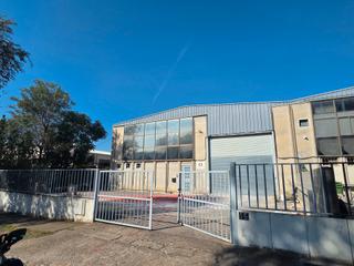 Lloguer Nau industrial a Ronda de boada vell 15