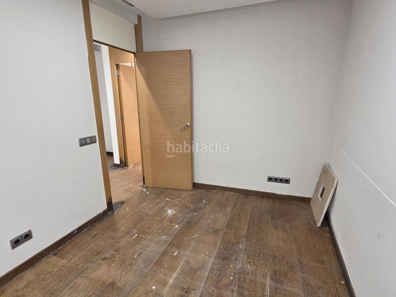Foto bd467fcc-7225-4e26-ad71-9bbaf6aacc66. Rent business premise in carrer de muntaner 338 in Barcelona