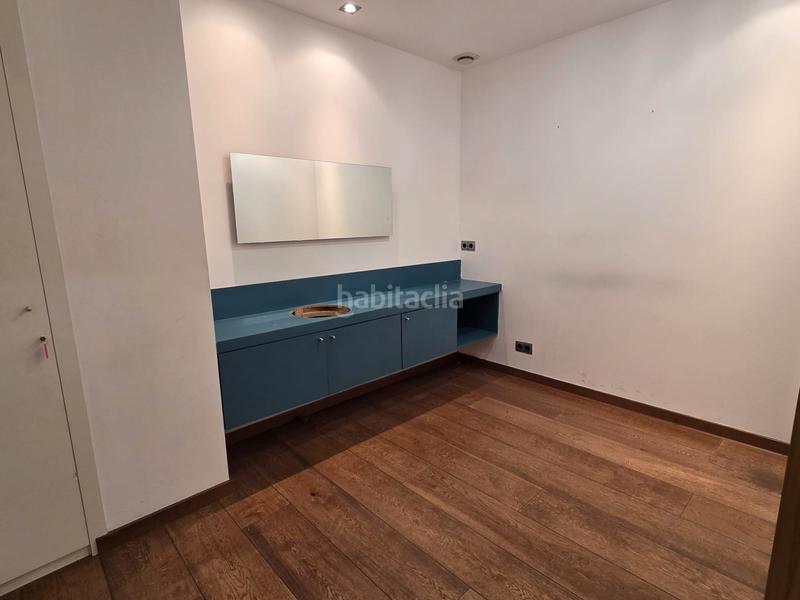 Foto cab7df2e-3515-40d0-94dd-5f97bd7528d4. Rent business premise in carrer de muntaner 338 in Barcelona