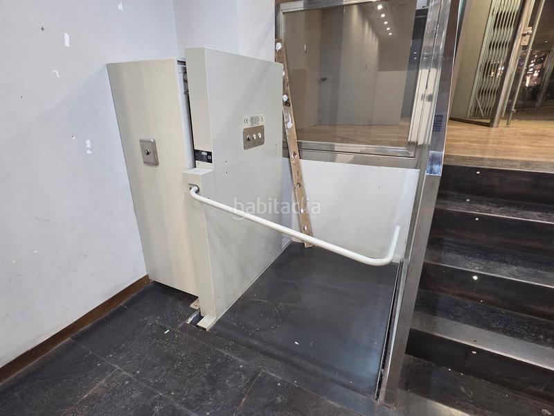 Foto d73b6637-5e27-4ed7-950e-01438b9f4e13. Alquiler local comercial en carrer de muntaner 338 en Barcelona