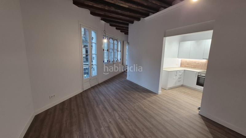 Foto 787ba704-6c38-442b-ad11-028e645bd610. Location appartement dans ronda de sant antoni 62 dans Barcelona