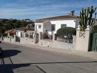 Chalet  Avinguda mas sole