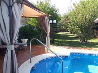 Chalet in Pobla de Montornès (La). Chalet independiente con piscina