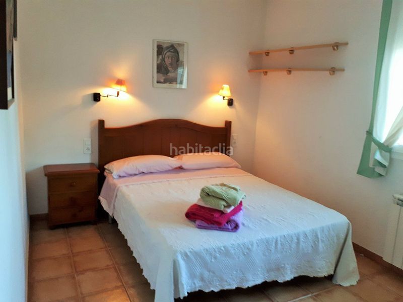 Foto 0f586dc3-24b1-4ccc-8bde-5593e4dffc7e. Xalet amb xemeneia calefacció aparcament piscina a Torredembarra